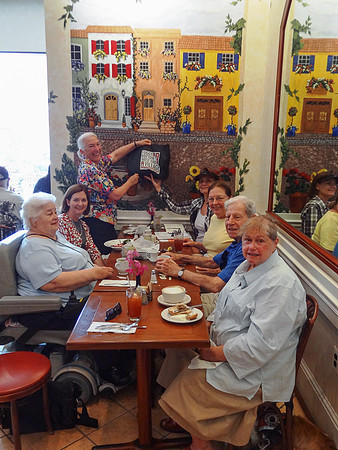Coffee, Bread & Chocolate, July 2014