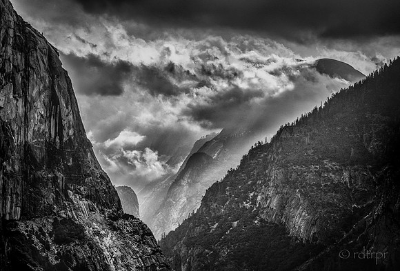 Yosemite B&W 2018